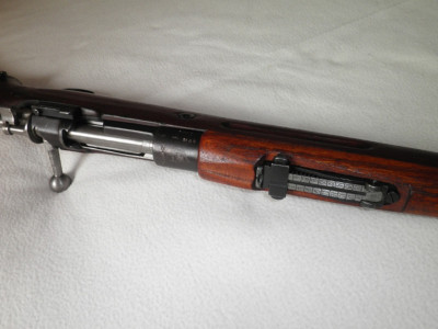 Rifle de cerrojo VZ-24