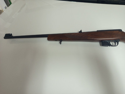Rifle del  22_ CZ 511 Breno