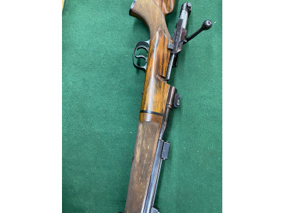 Rifle Mauser prácticamente nuevo