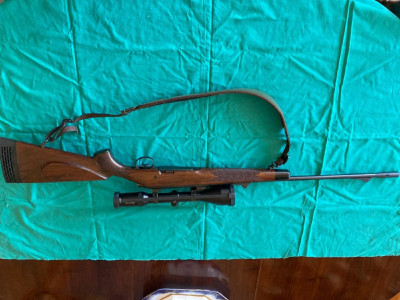 Rifle Remington 700.