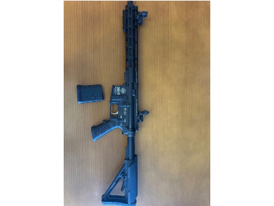 Rifle semiautomático ASTRA ARMS VG4