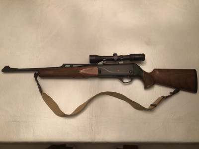 Rifle semiautomático H&K, 9,3x62 y visor Kahles