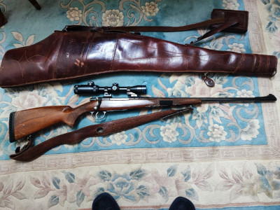 RifleCZECH CZ 550 calibre 30-06 Visor HAKKO 1,5 x 8 x 32 JA