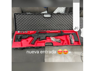Escopeta del 12 tipo ar15