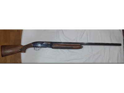 Se vende escopeta semiautomatica