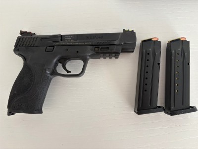 Se vende smith&wesson M&P M2.0 Pro series