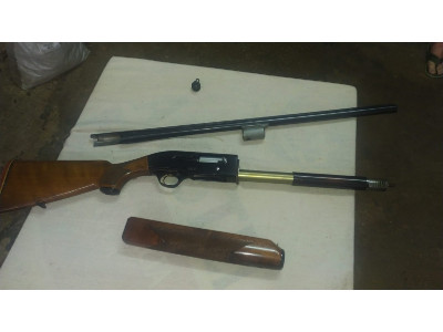 Semiautomática Beretta 302