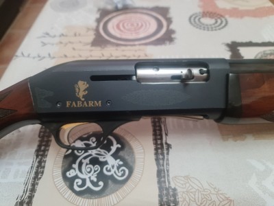Semiautomática Fabarm Europa con choques