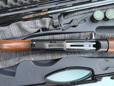Semiautomática Franchi Fast Cal. 12 66cm con 5+2 polichokes