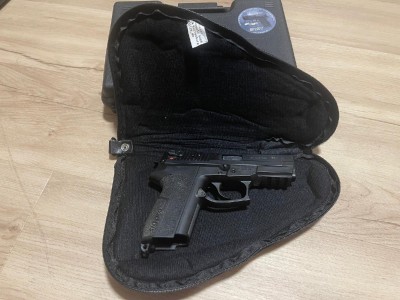 SIG SAUER SP2022 – EXCELENTE ESTADO