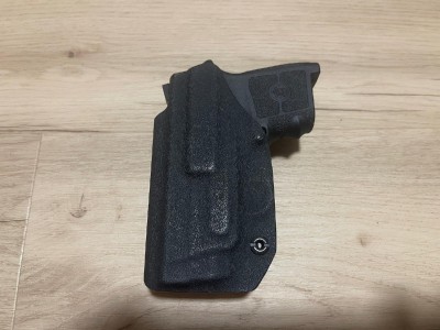 SMITH & WESSON BODYGUARD .380 LASER CRIMSON TRACE