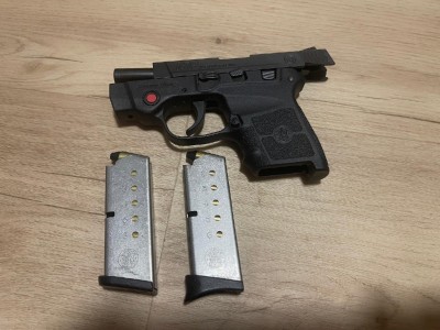 SMITH & WESSON BODYGUARD .380 LASER CRIMSON TRACE
