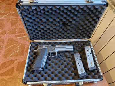 Smith&Wesson Modelo 5906 Target Champion