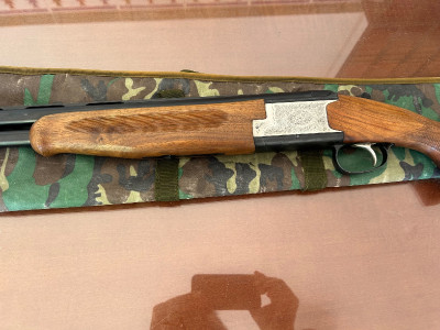 Superpuesta, expulsora, monogatillo