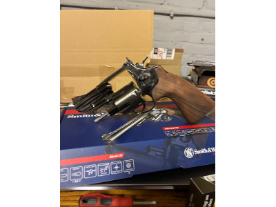 Umarex S&W m29 CO2 Revolver