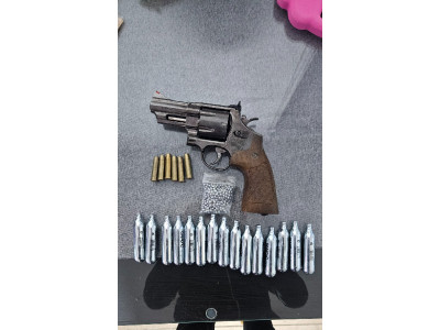 UMAREZ SMITH & WESSON 4.5 CO2 FULL METAL