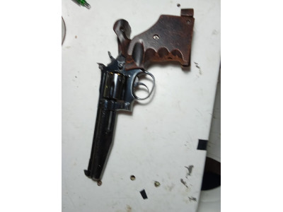 Vendo revólver Llama Olimpic 38 Special