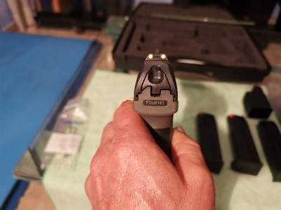 VENDO WALTHER Q5 MATCH COMBO IMPECABLE (COLOR DESERT)