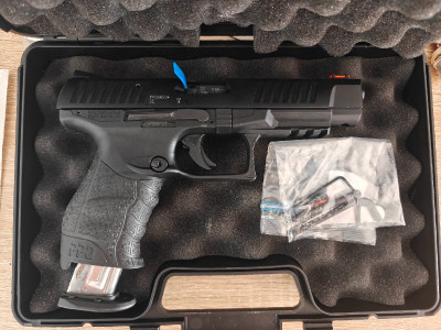 Walther PPQ M2 5" .22 LR