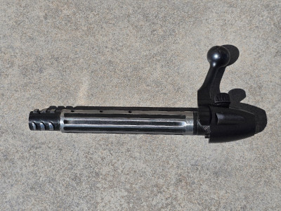 WEATHERBY MARK V ULTRALIGHTWEIGHT ' CAL:270 WATHERBY