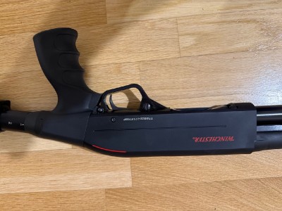 WINCHESTER SXP DEFENDER – VERSIÓN CORTA