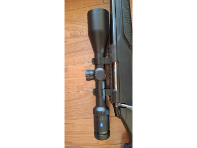 Zeiss V6 2.5-15x56 con retícula iluminada y torreta balístic