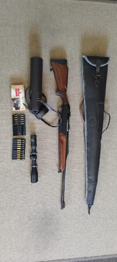 Benelli Argo Semiautomático 9.3x62 con Visor y Funda