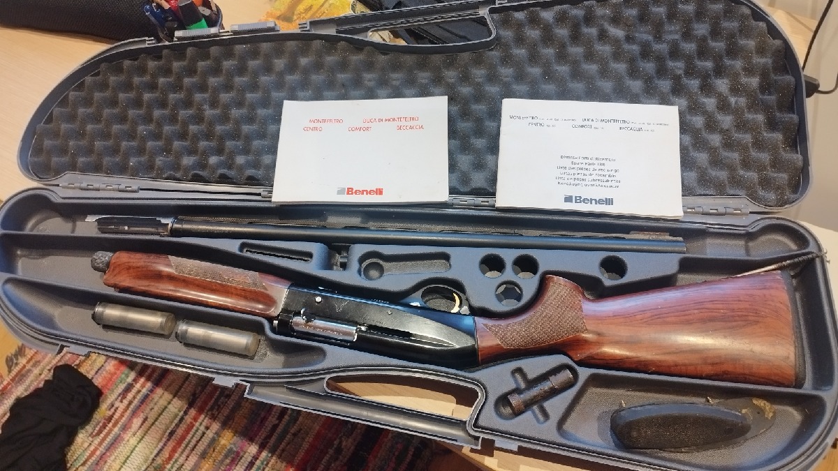 Benelli Becaccia Estriado y Cromado