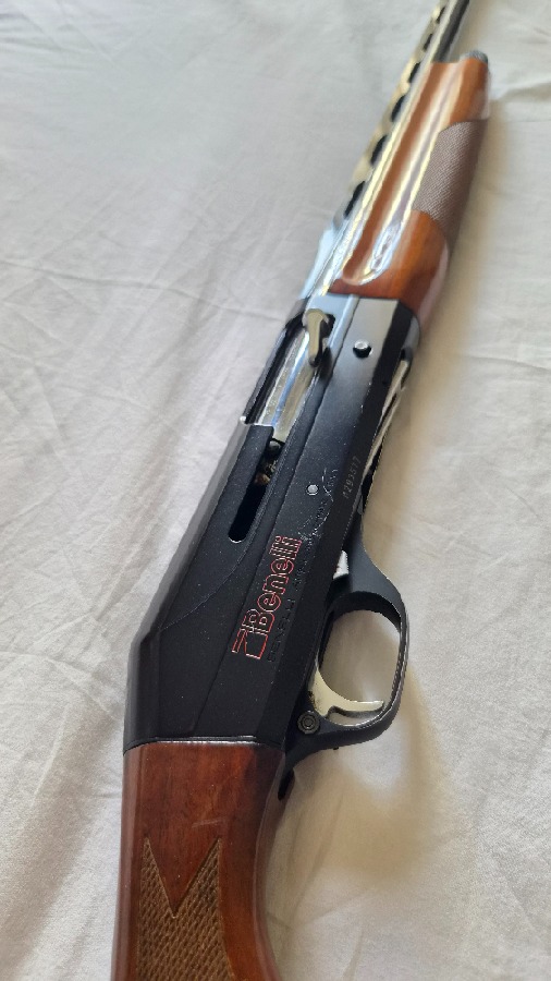 Benelli Centro Repetidora