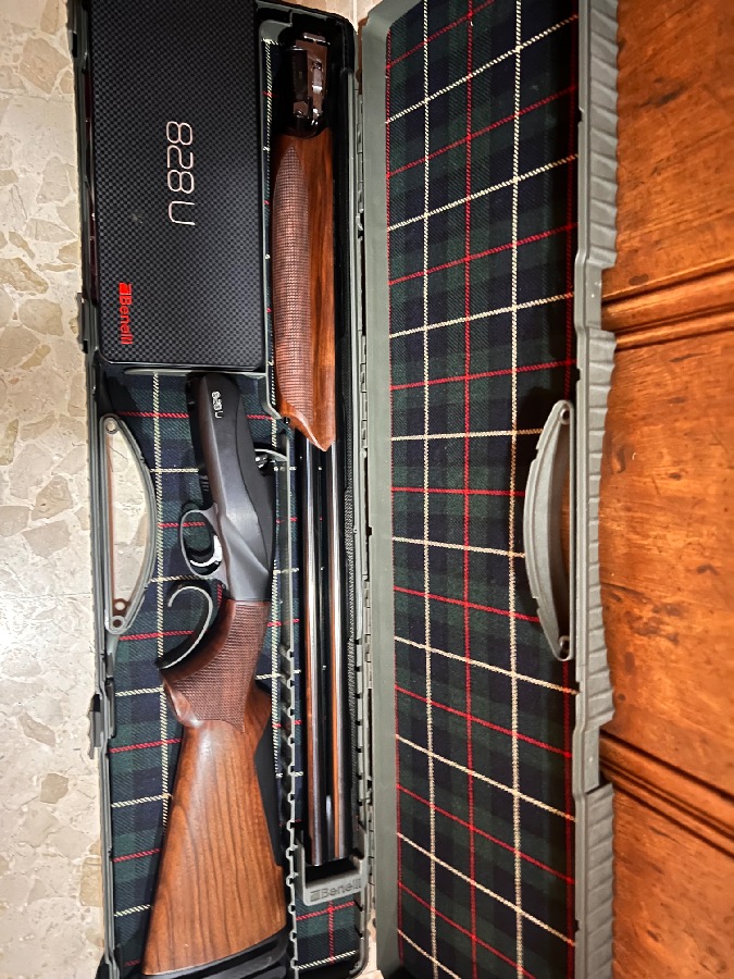 Benelli Superpuesta 828 U Black