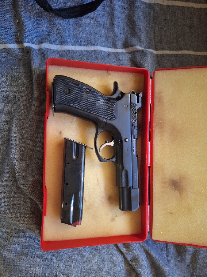 Beretta CZ 75 9mm parabelum