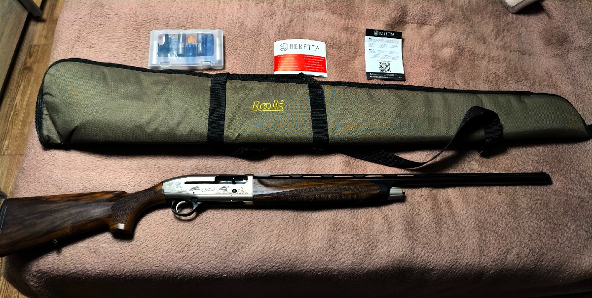 Beretta A400 Upland + Funda + 5 Polichoques