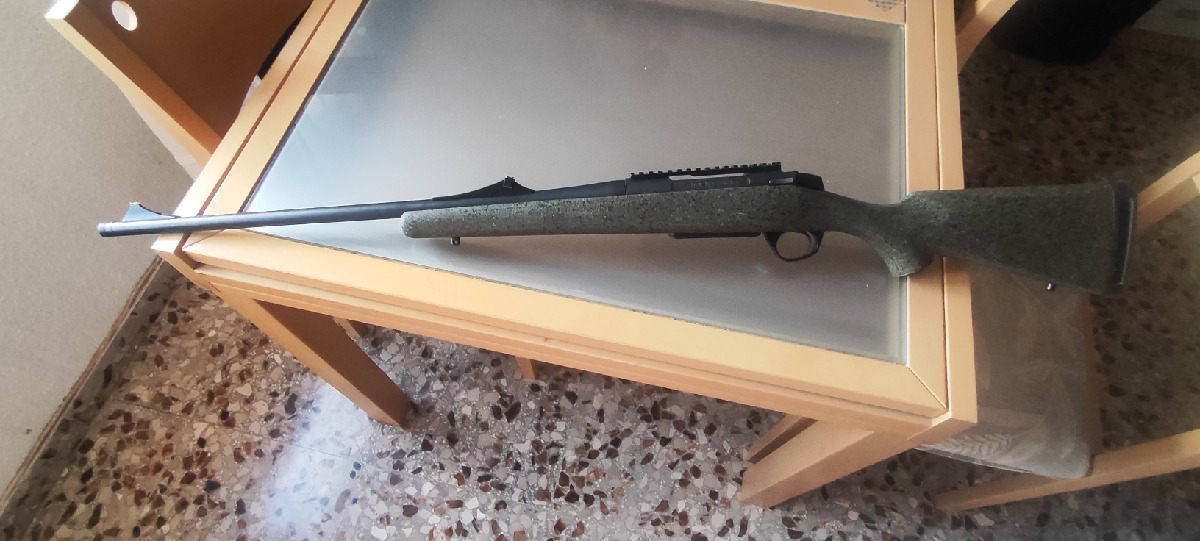 Bergara B14 Hunter y Delta Optical Titanium 2.5-15×56