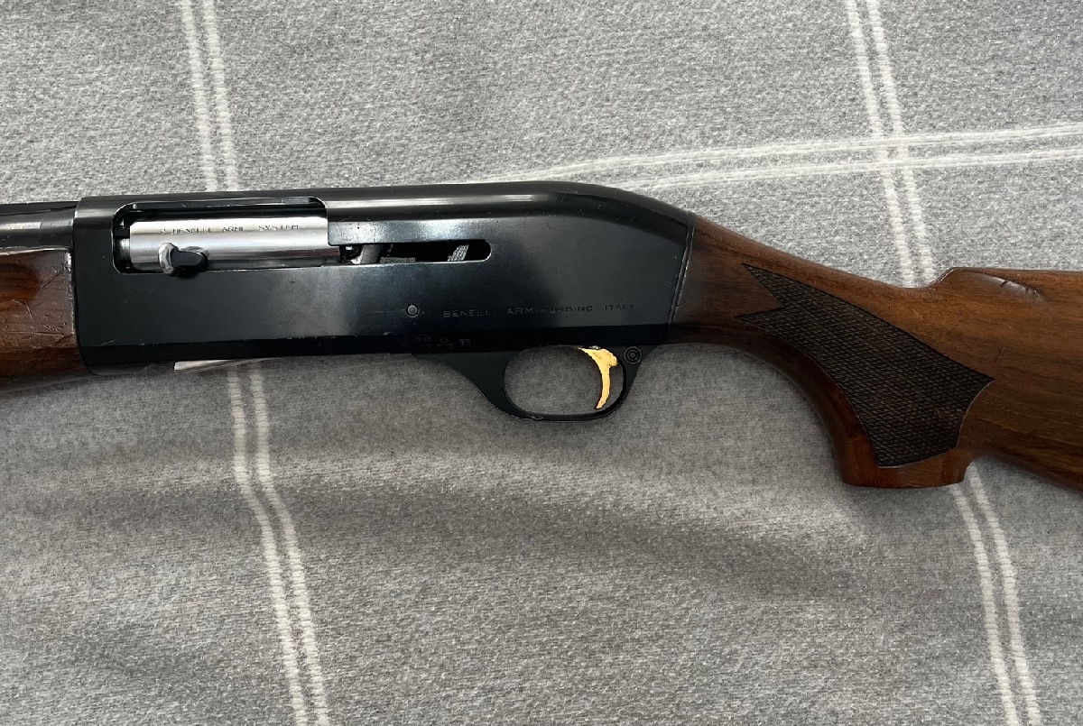 Escopeta Benelli Repetidora Super 90 para Zurdo