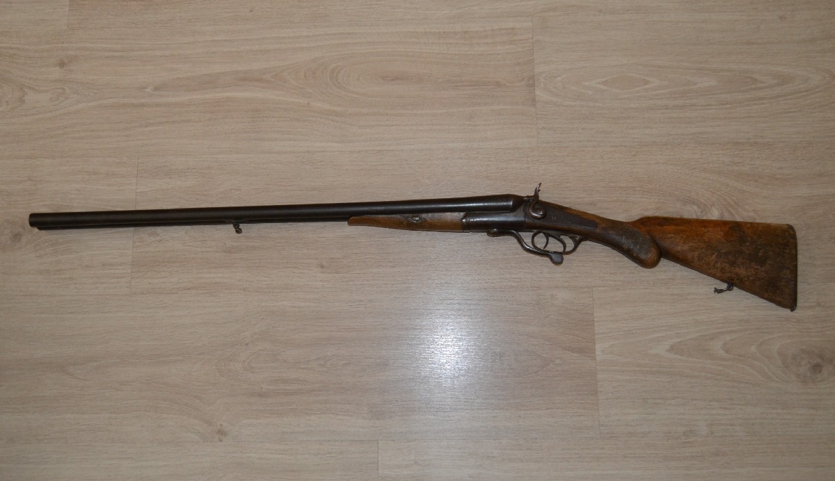 Escopeta Perrillos del 12 con Cierre al Guardamontes