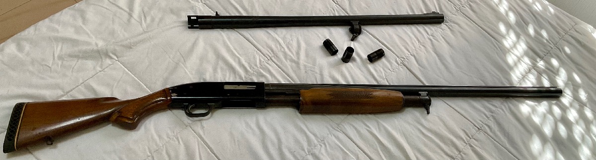 Escopeta corredera Mossberg