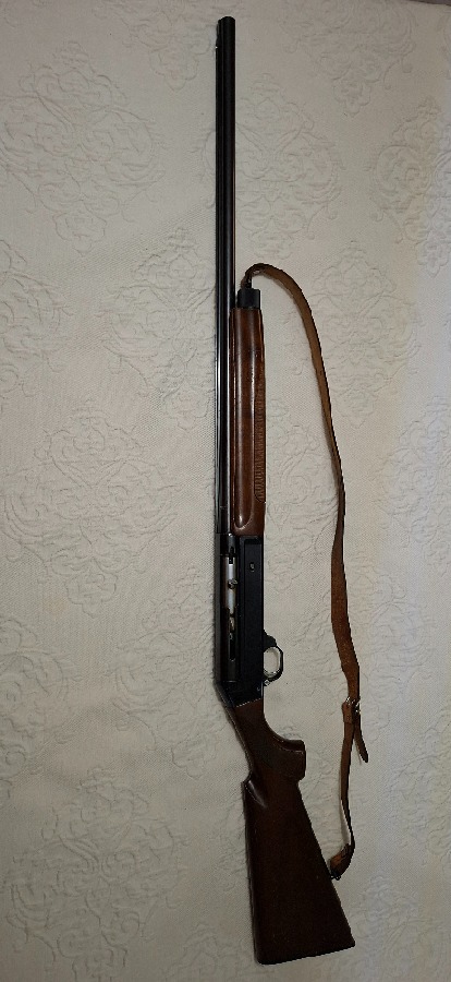 Escopeta Repetidora Benelli Superligera Calibre 12 en Getafe