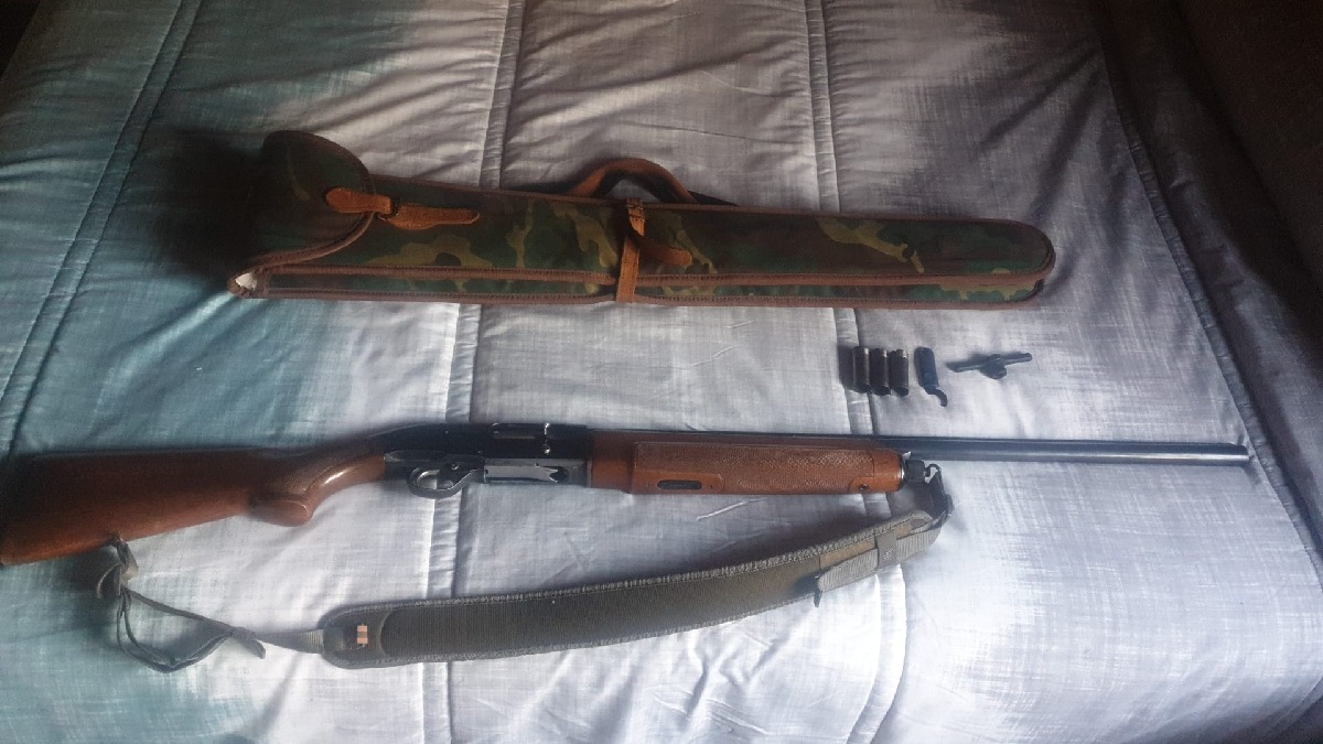 Escopeta Repetidora Beretta Modelo 303