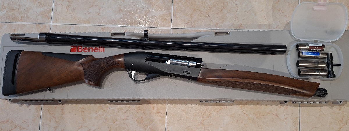 Escopeta Semiautomática Benelli Raffaello Crio