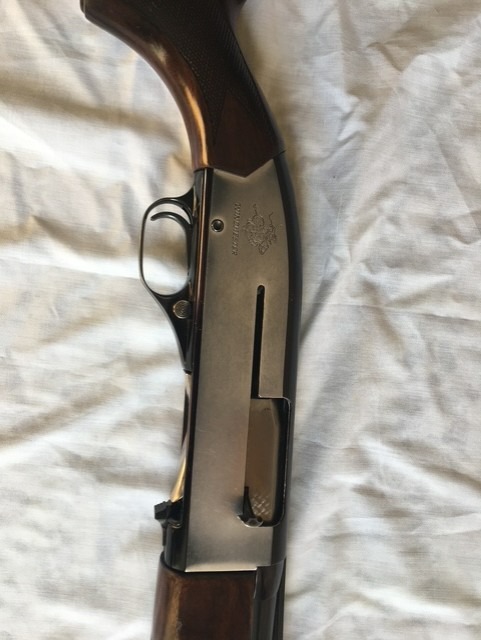 Escopeta Semiautomática Winchester European 1500 XTR Cal 12