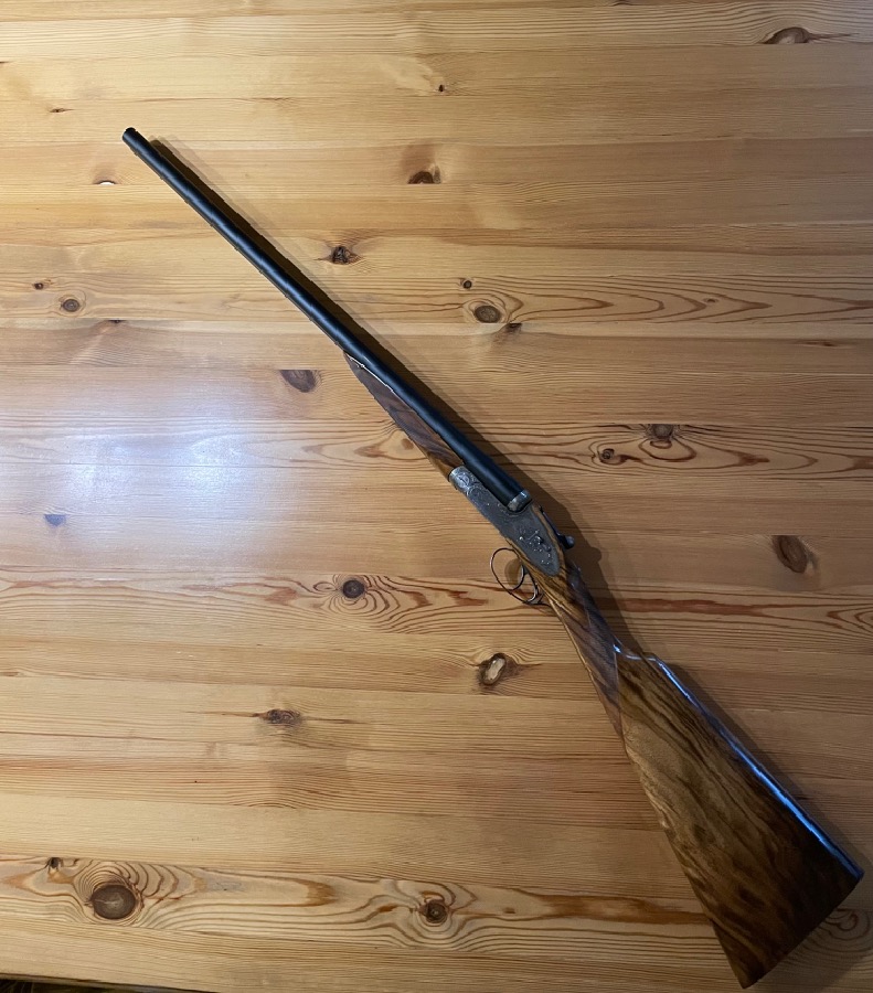 Holland & Holland Badminton