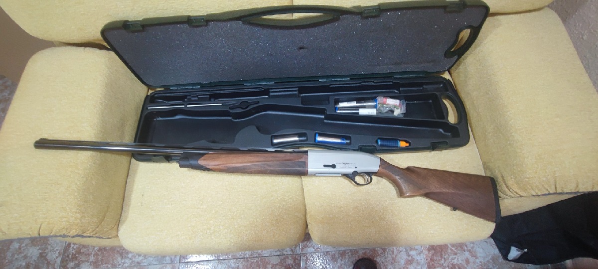 Escopetas Beretta Cal. 12 (686 Silver Pigeon + A400 Xplor)