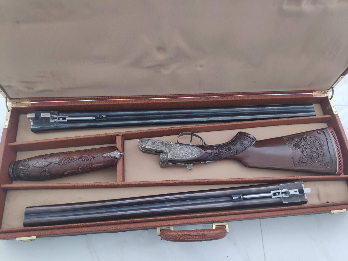 jj sarasqueta con 2 cañones