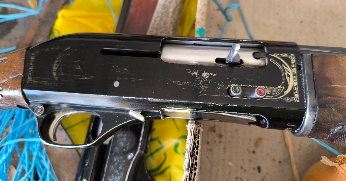 Lanber Repetidora con punta del cañón reventado