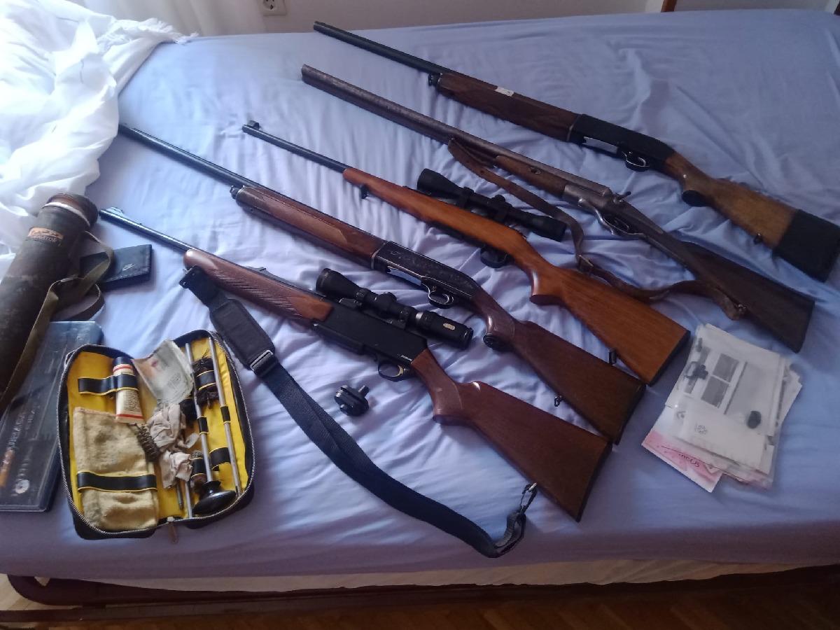 Lote Escopetas y Rifles Beretta, Ceska, Browning