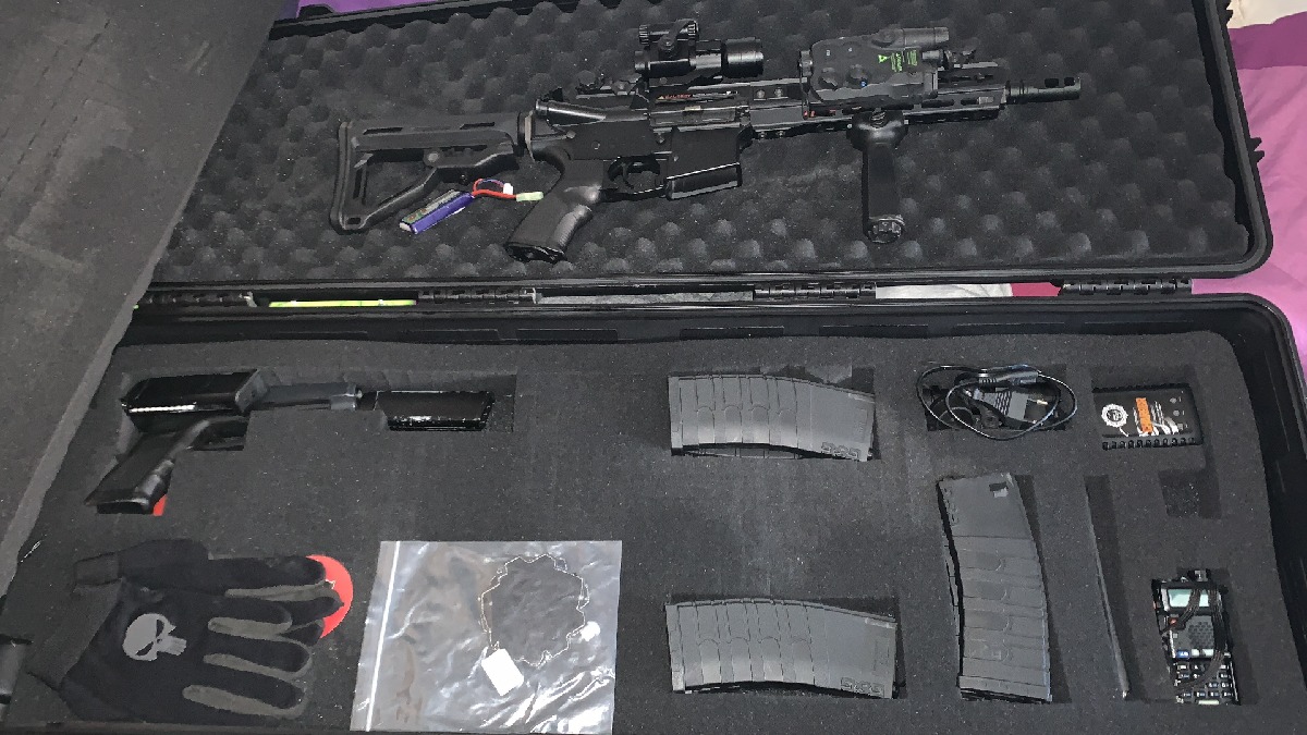 M4 ics, Glock 17 Well y accesorios + maletín