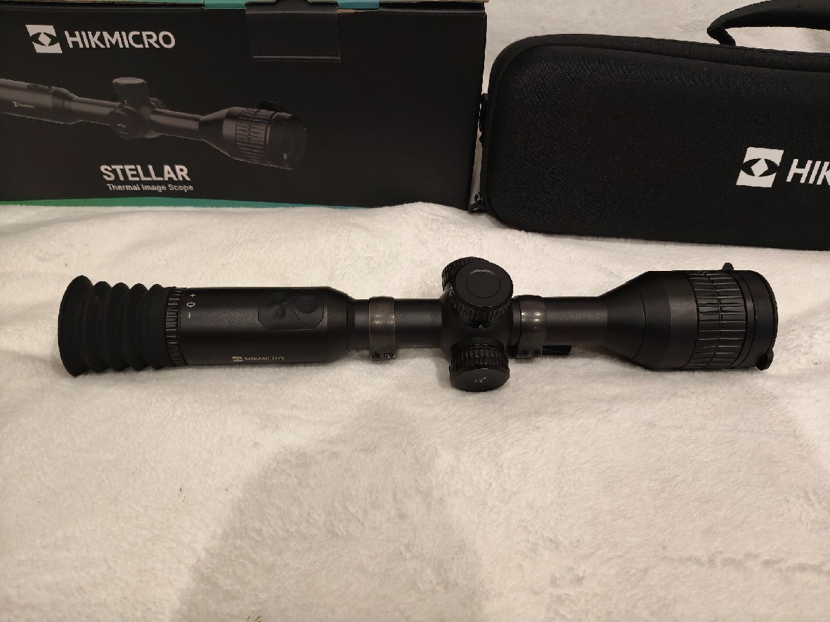 Rifle Bergara B14 Thumbhole con Visor HIKMICRO Stelar 2.0 SQ50
