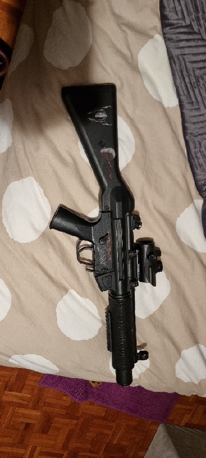 MP5 tokio mauri y Salients Arms