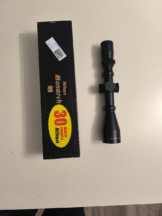Nikon Monarch 2,5 10x50