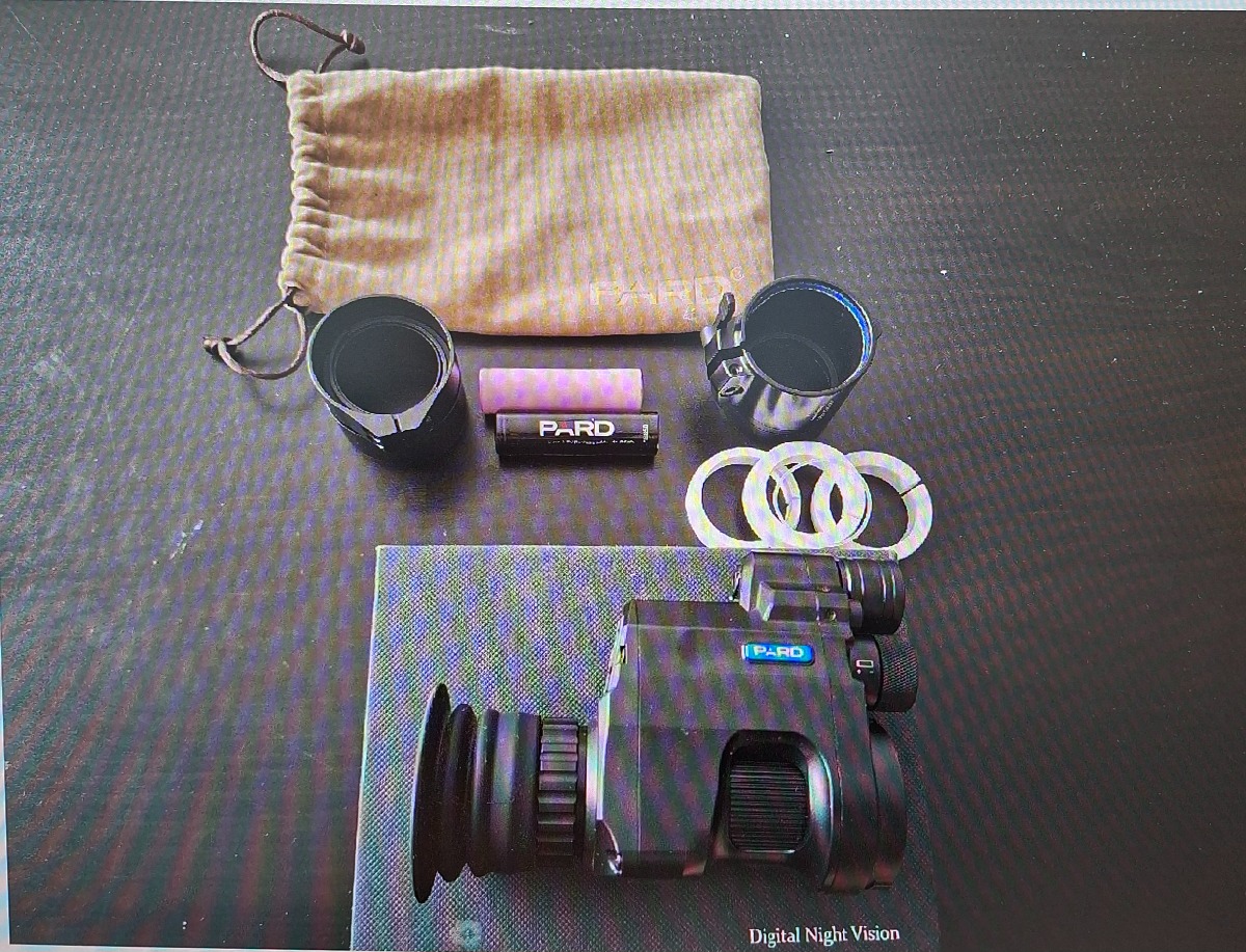 Pard NV007V más adaptador rápido